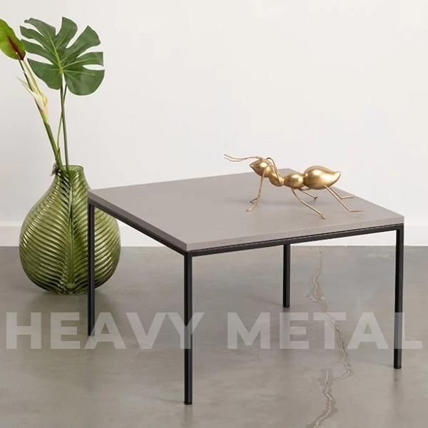 Купить стол журнальный в стиле лофт Игги Поп в Минске.