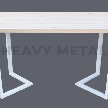 Купить стол обеденный в стиле лофт Корн в Минске.